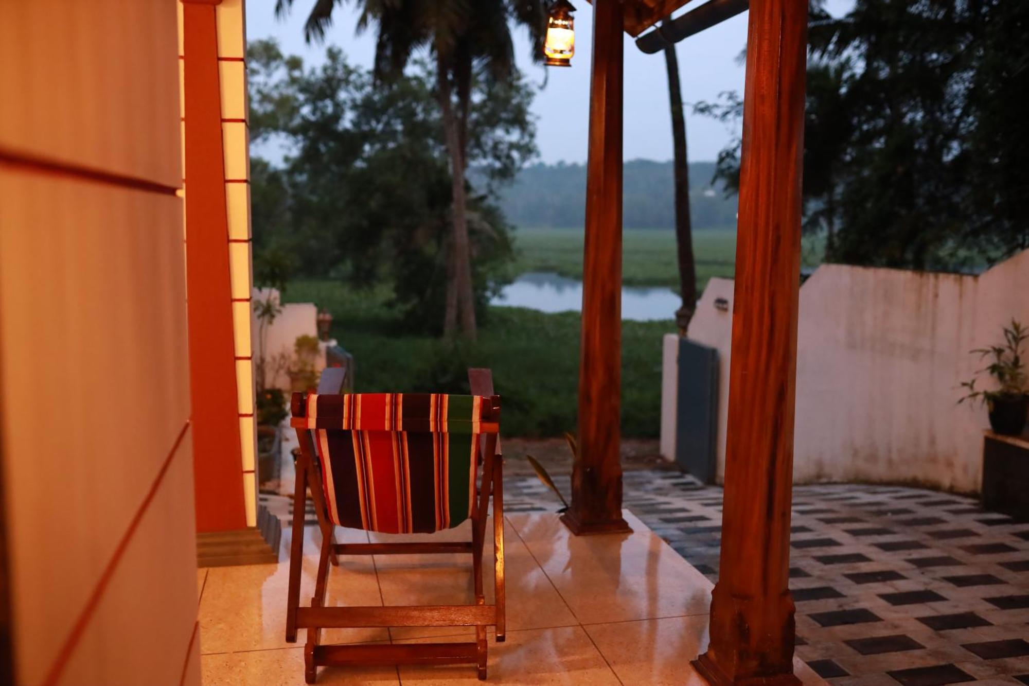 Kovalam Lake View Villa Vellayani Eksteriør billede