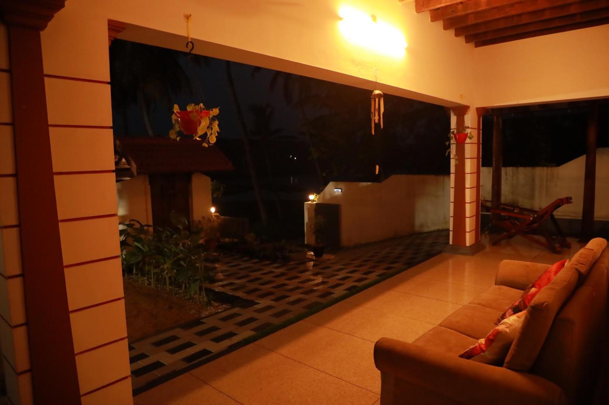 Kovalam Lake View Villa Vellayani Eksteriør billede